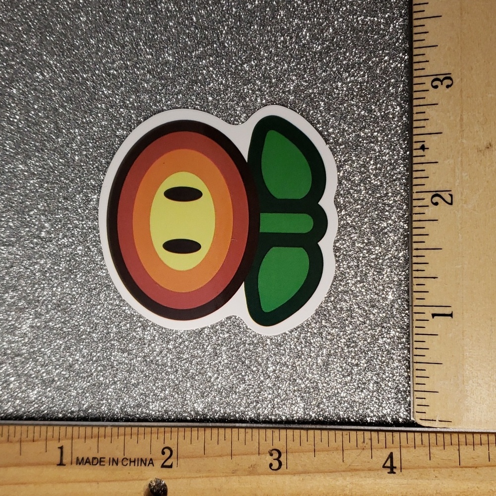 SUPER MARIO WATERPOOF Sticker Fire Flower - Picture 2 of 8